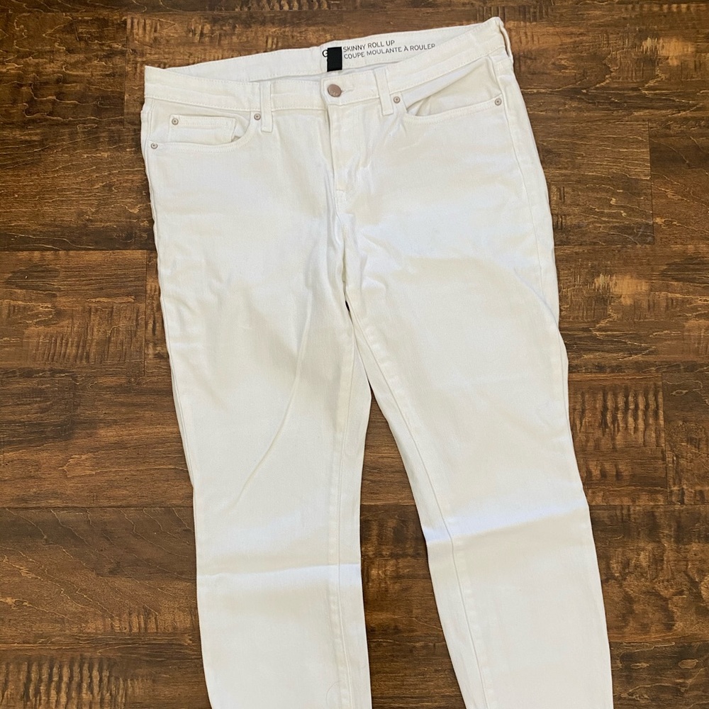 GAP white denim skinny jeans